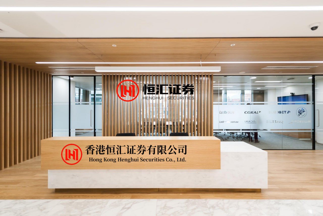 鼎冠策略 白银基金，紧急调整估值